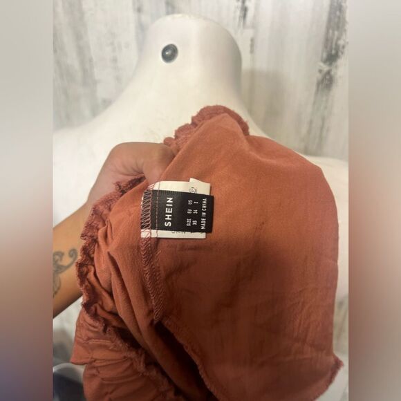 Brown dress Shorts - Picture 2 of 4